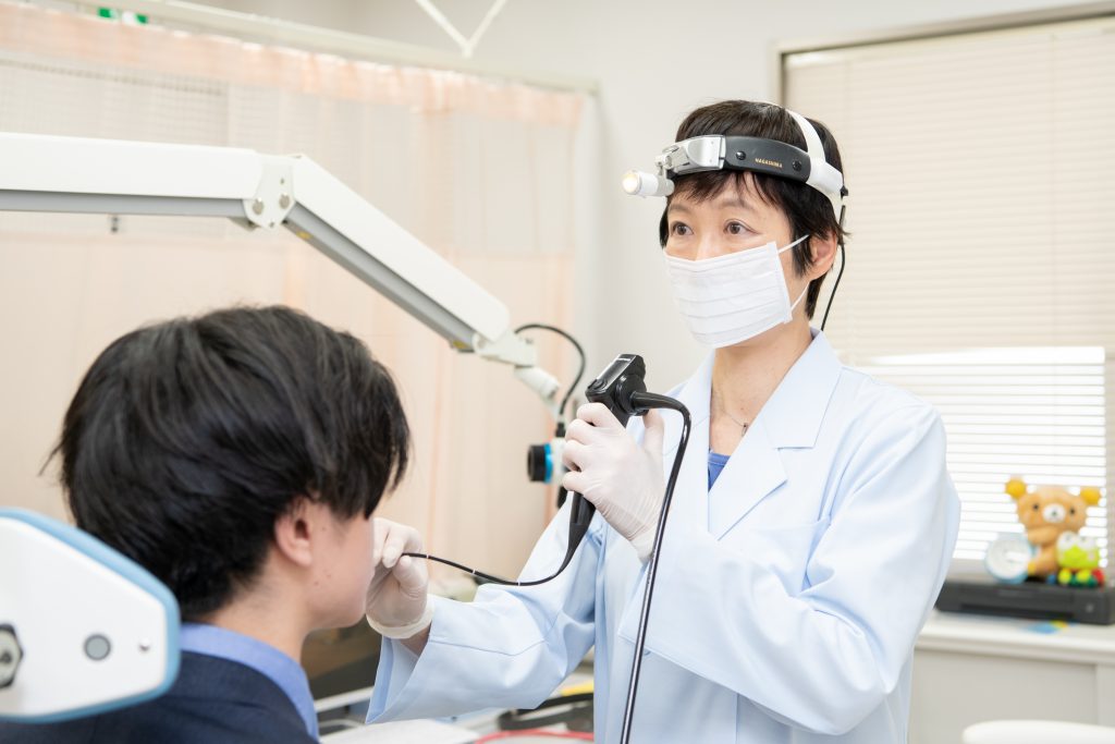 駅から近くて通いやすい三枝耳鼻咽喉科・小児科医院！